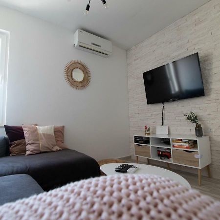 Lukas Central Apartment - Digital Nomads Friendly ドゥブロブニク エクステリア 写真