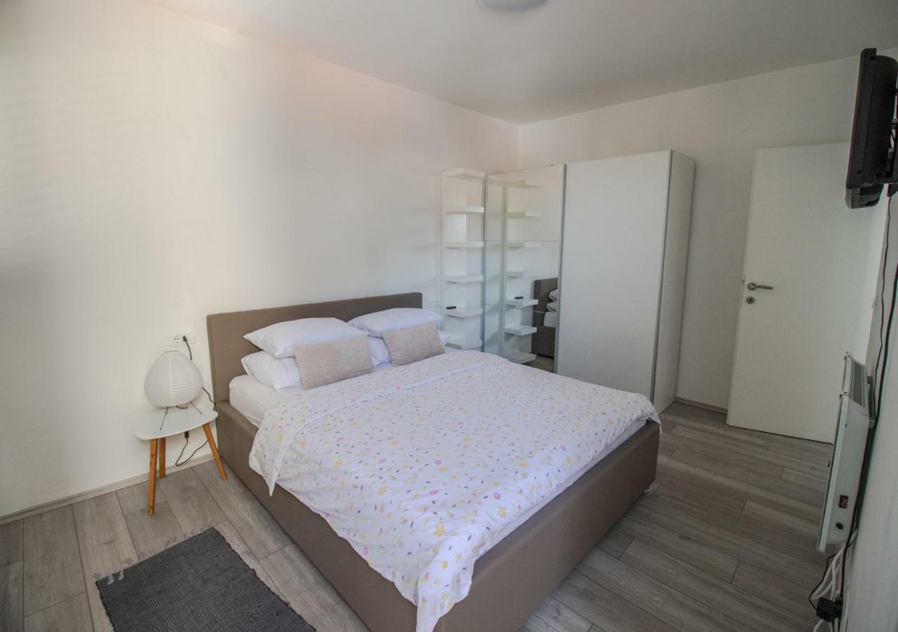 Lukas Central Apartment - Digital Nomads Friendly ドゥブロブニク エクステリア 写真